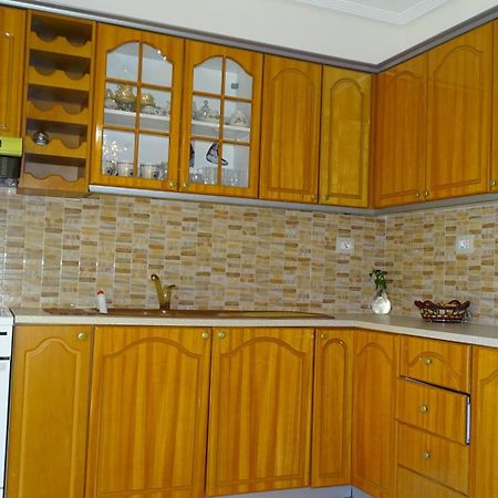 Cozy Central Apartment Ksamil Extérieur photo