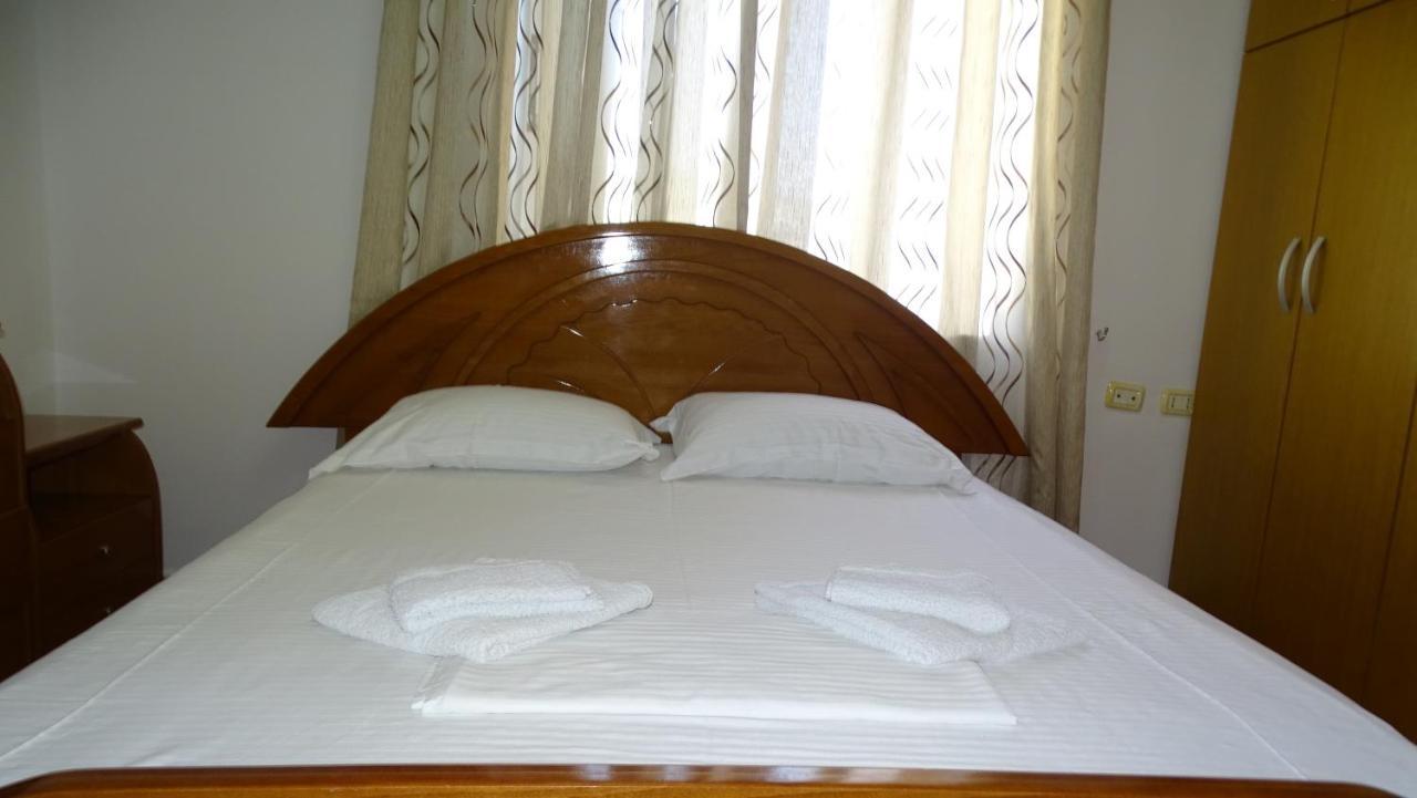 Cozy Central Apartment Ksamil Extérieur photo